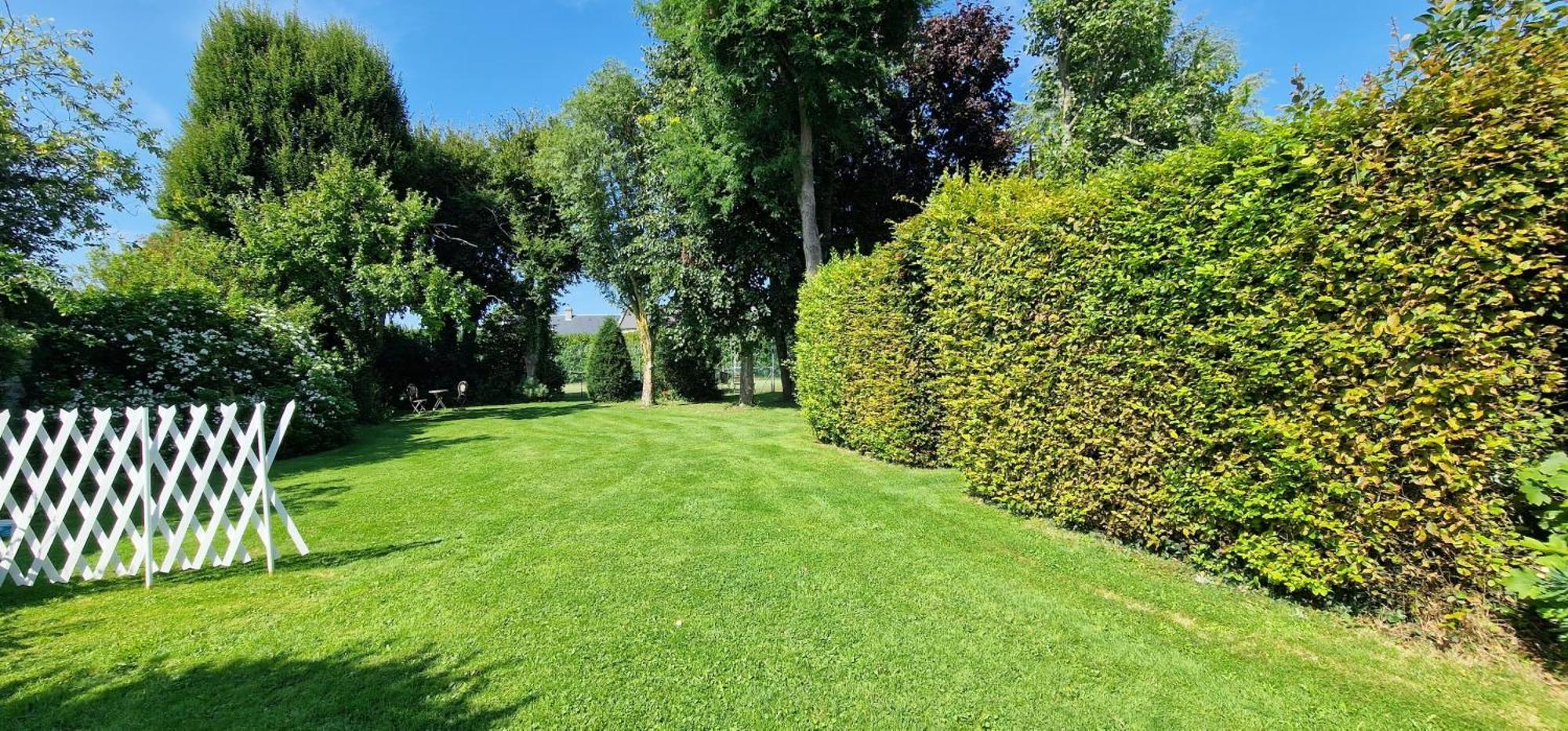 Gite 4 Personnes Avec Piscine Et Bain Nordique Proche Des Plages Du Debarquement Le Manoir  Exterior photo