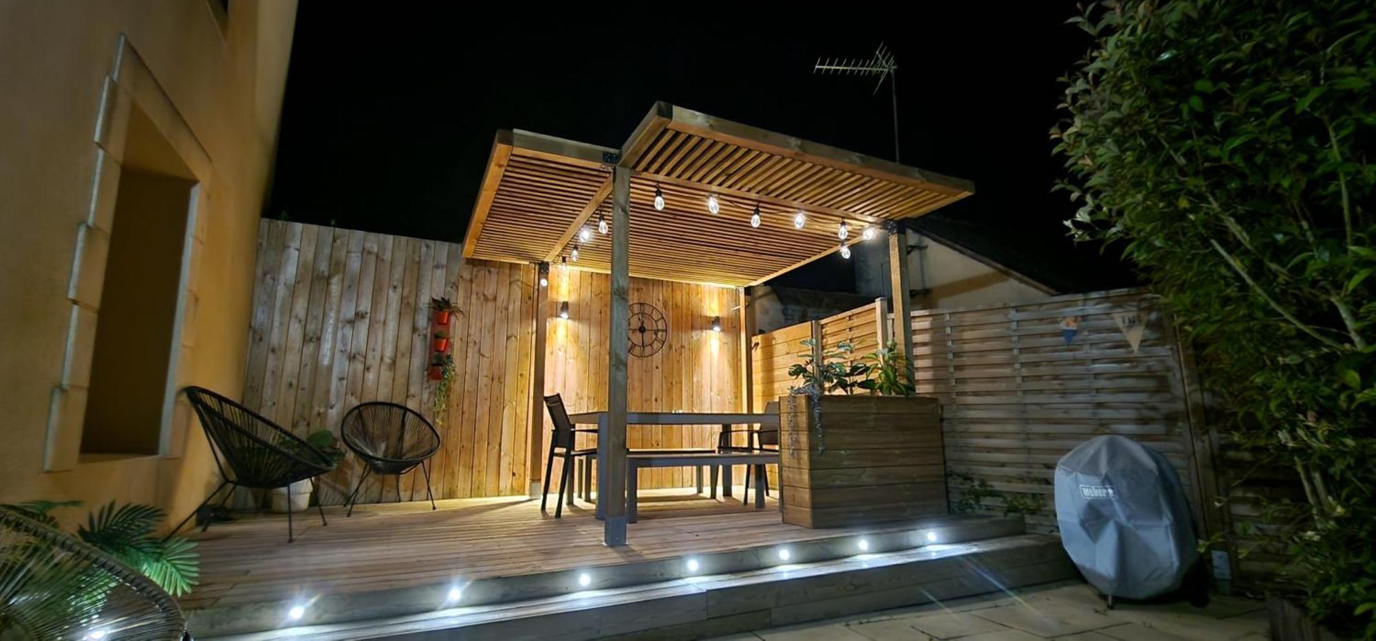 Gite 4 Personnes Avec Piscine Et Bain Nordique Proche Des Plages Du Debarquement Le Manoir  Exterior photo